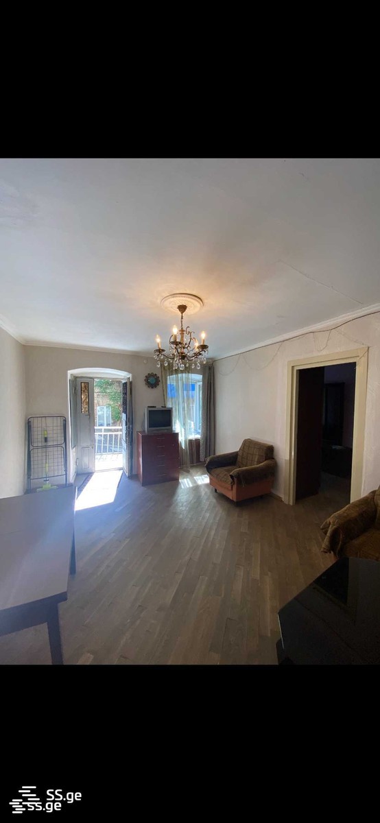 chitaia st. 1 - 2 rooms