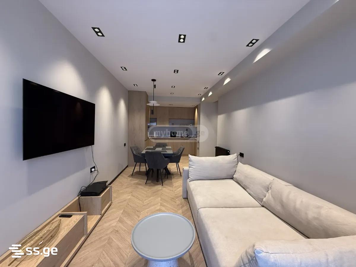 Lisi lake - 3 rooms