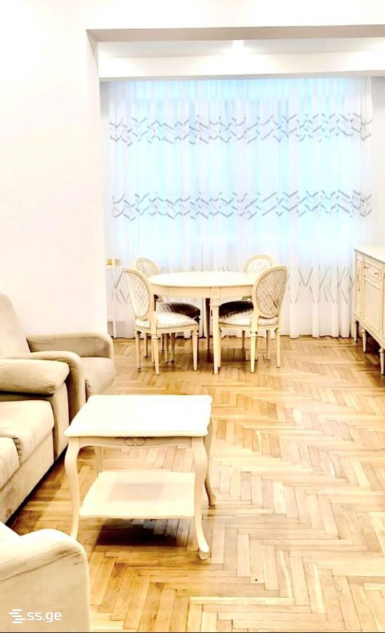 Sh. Rustaveli Ave. 10 - 3 rooms