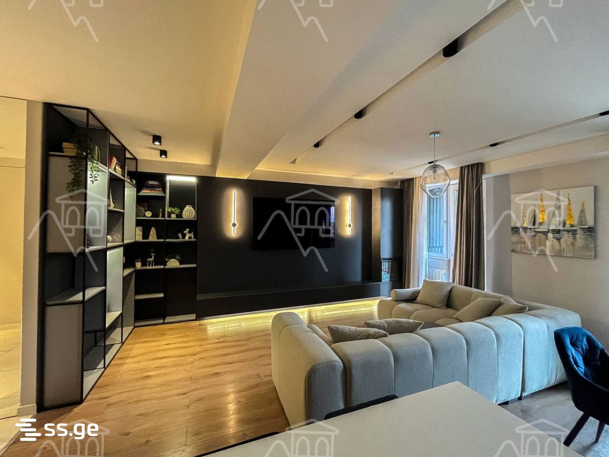 navtlugi st. 10 - 3 rooms