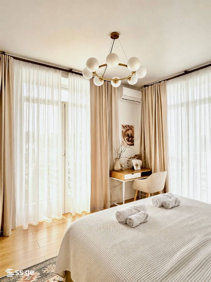 Lech and Maria Kaczynski street 5 - 2 rooms