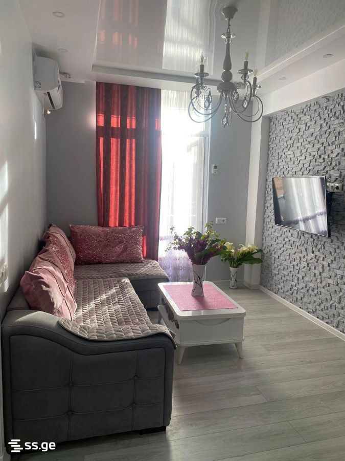 1 - 2 rooms