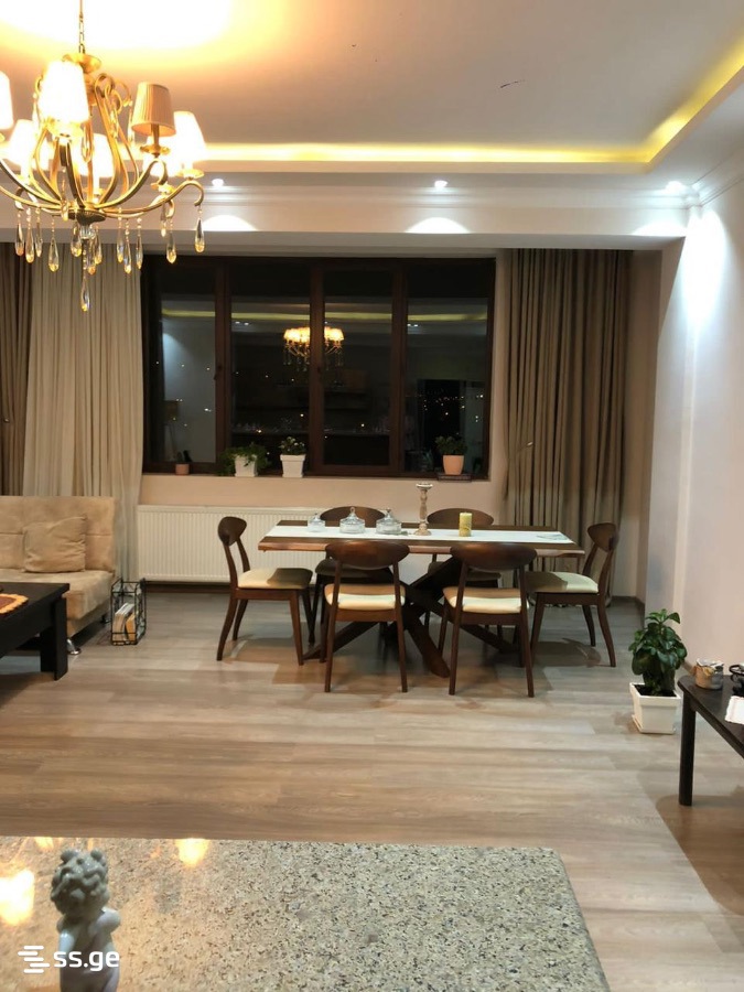 krtsanisi st. 25 - 4 rooms