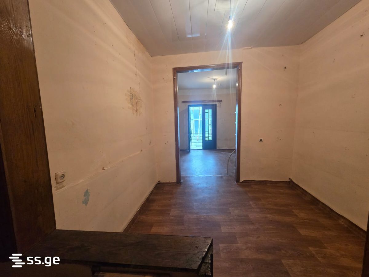 a.wereTlis avenue 25 - 2 rooms