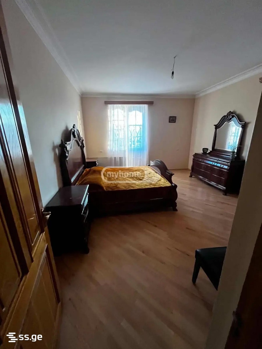 Vazisubnis dasaxleba - 3 rooms
