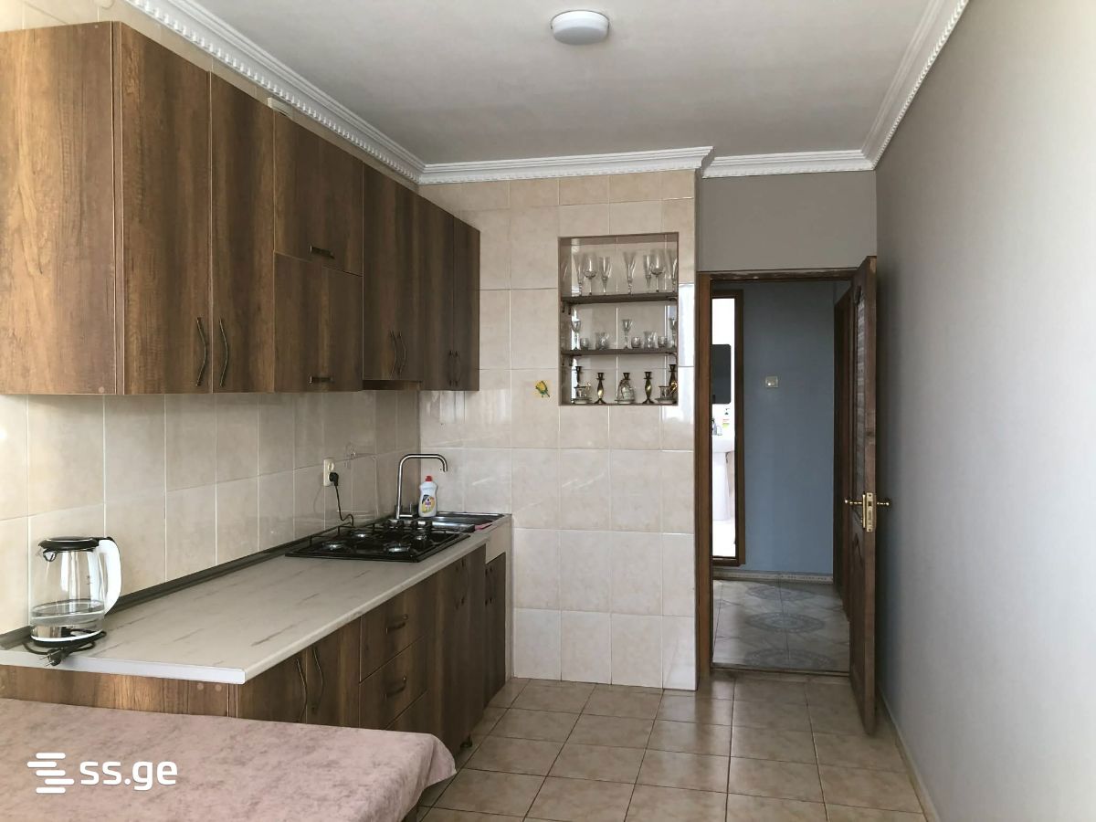 Leonidze st. 6ბ - 3 rooms