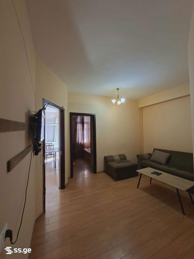 . - 2 rooms