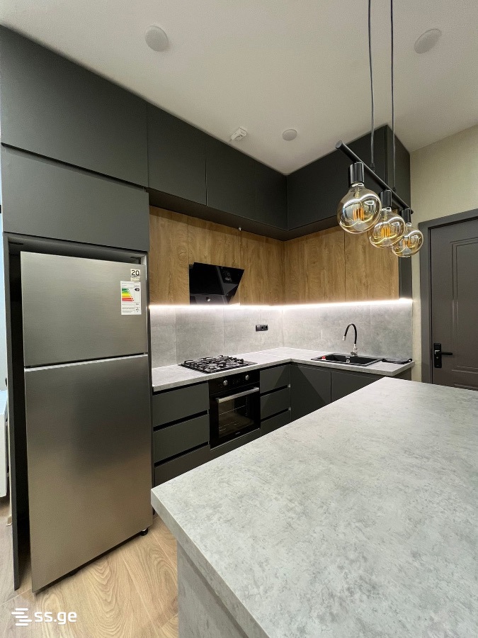 parnavaz mepe avenue 31 - 3 rooms