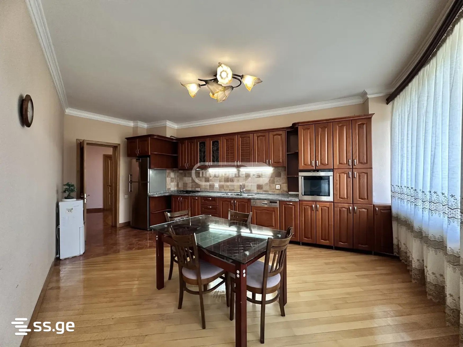 kostava st. - 8 rooms