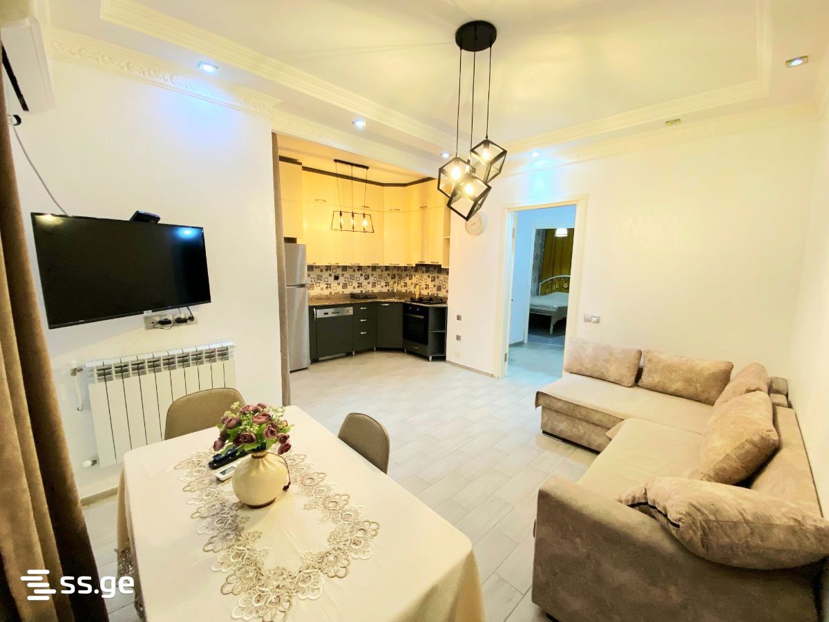 M. Lermontov Street 42 - 3 rooms