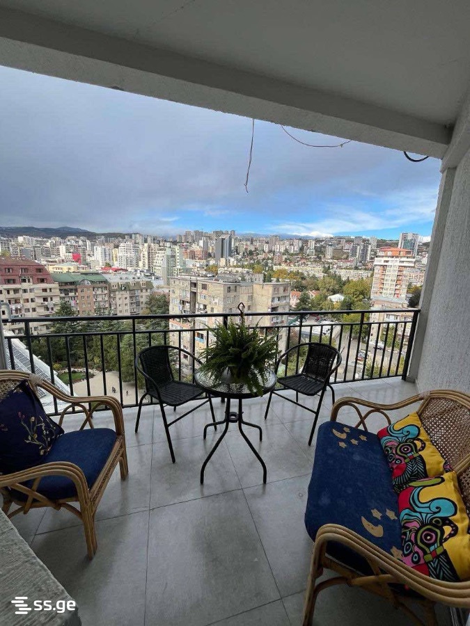 K. Kutateladze st. 17 - 3 rooms