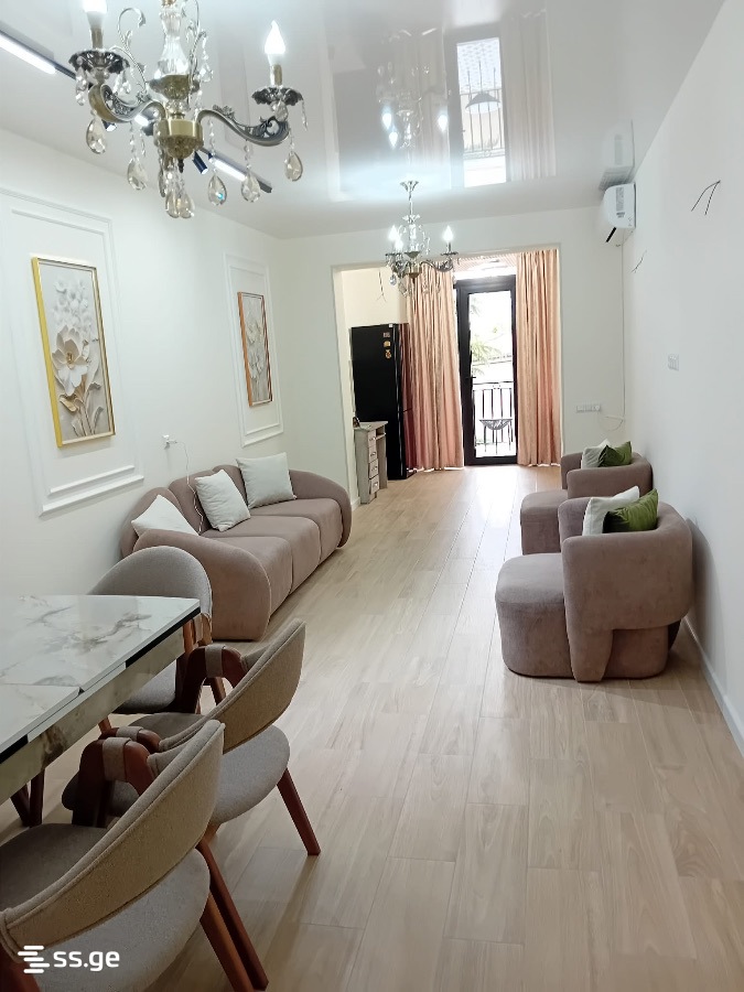 Arakishvili st. 1 - 3 rooms