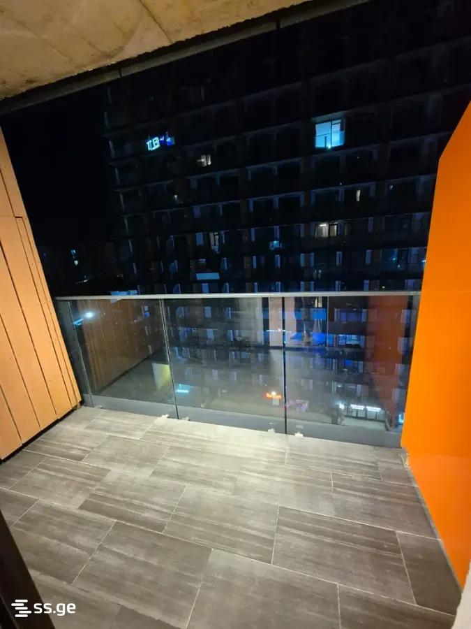 6 - 2 rooms