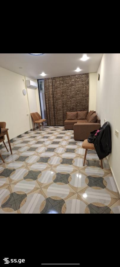 6 - 2 rooms