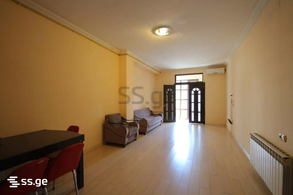 Chavchavadze st. 4 - 3 rooms