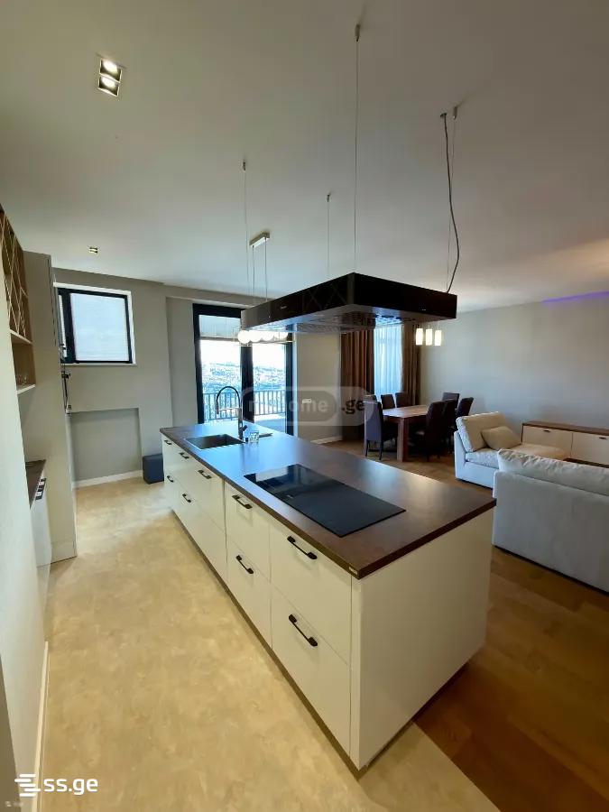 chitadze st. 9 - 8 rooms