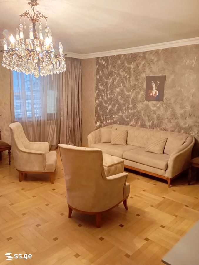 10 - 4 rooms