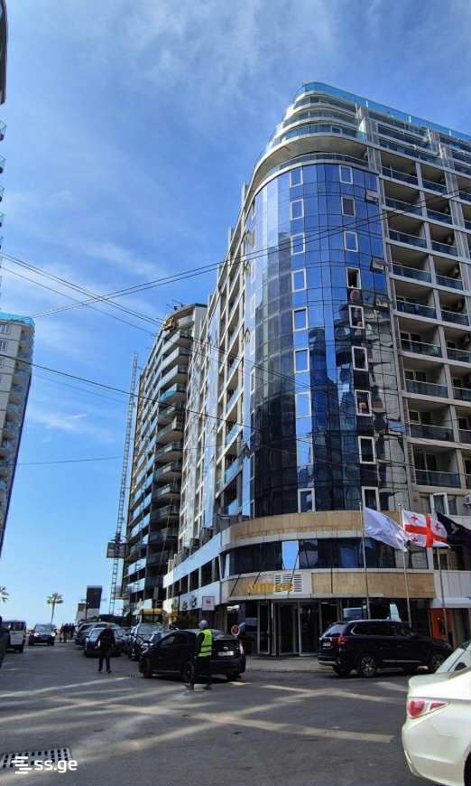 R. Nizharadze st. 18 - 1 rooms