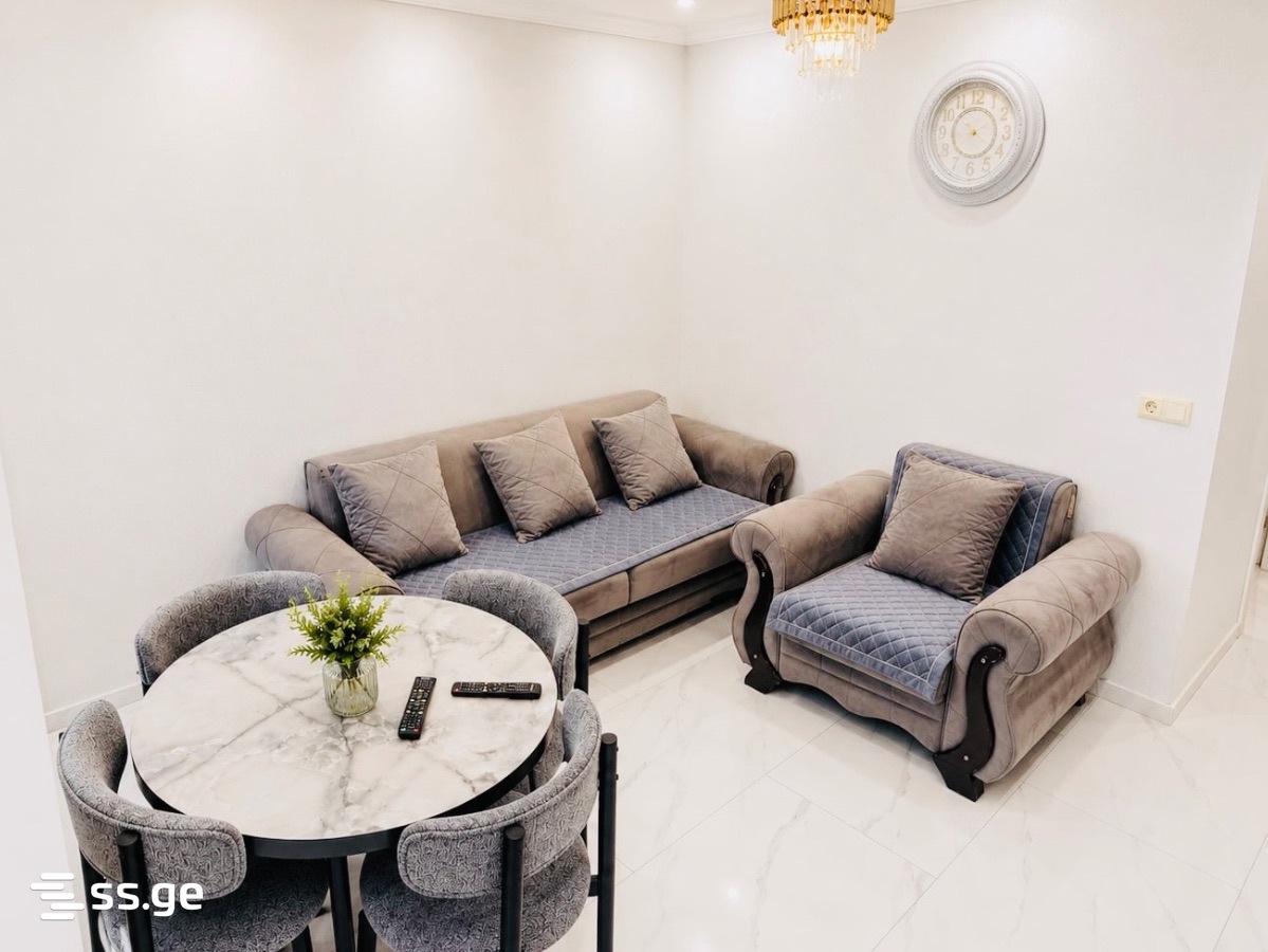 R. Nizharadze st. 9 - 2 rooms