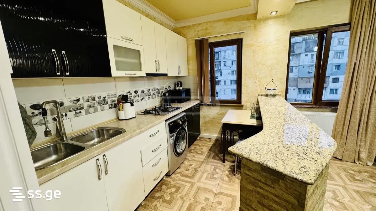 Khimshiashvili st. 0 - 3 rooms