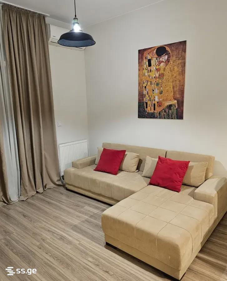 Bob walsh st. - 2 rooms