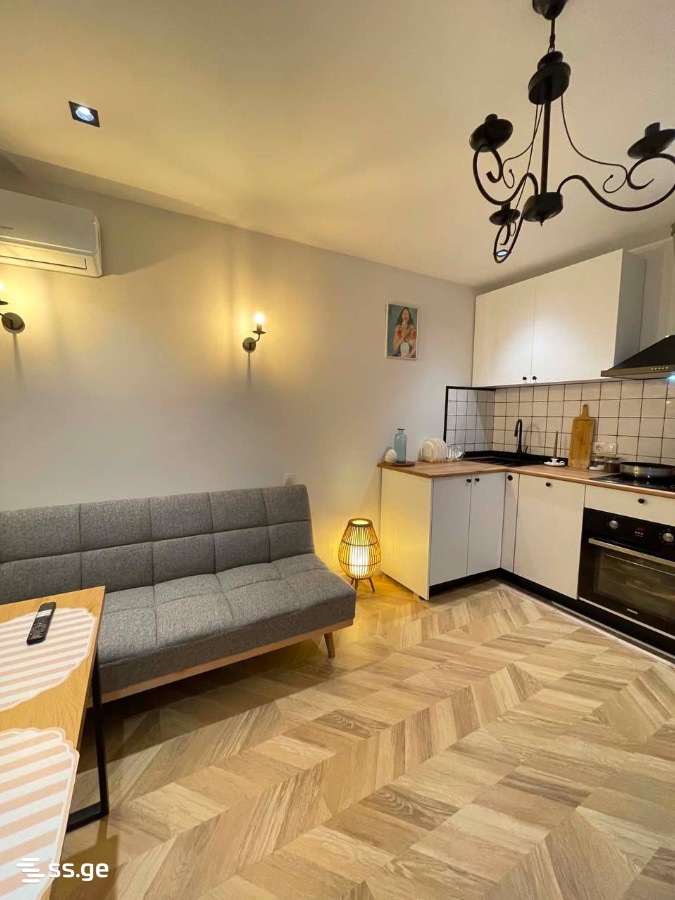 R. Nizharadze st. 20 - 2 rooms