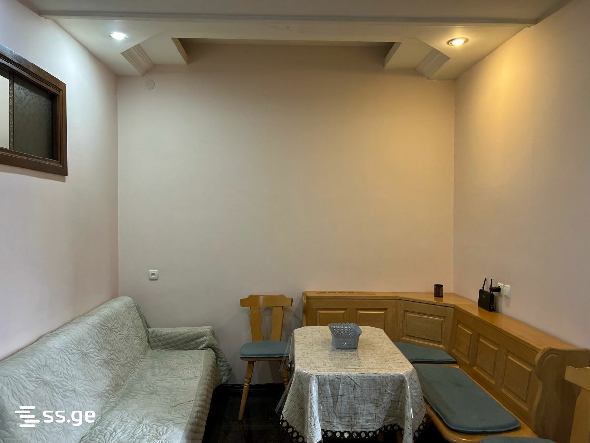 Chavchavadze st. 21 - 2 rooms