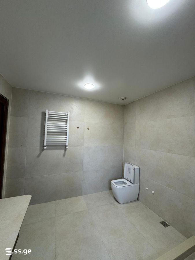 22 - 3 rooms