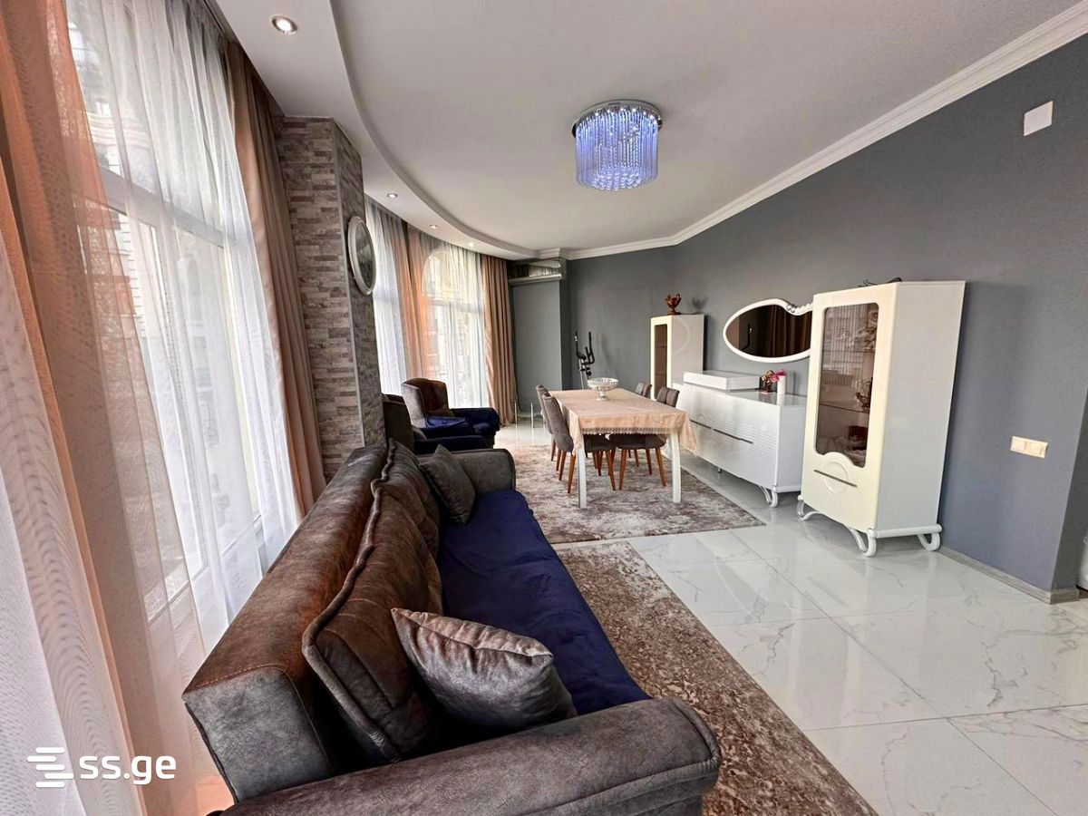 Chavchavadze st. 32a - 4 rooms