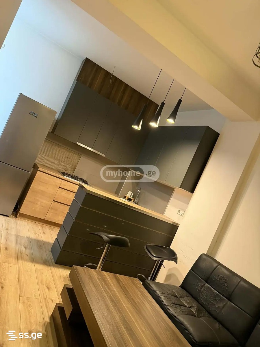 a.wereTlis avenue - 3 rooms