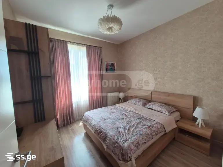 Bob walsh st. - 2 rooms