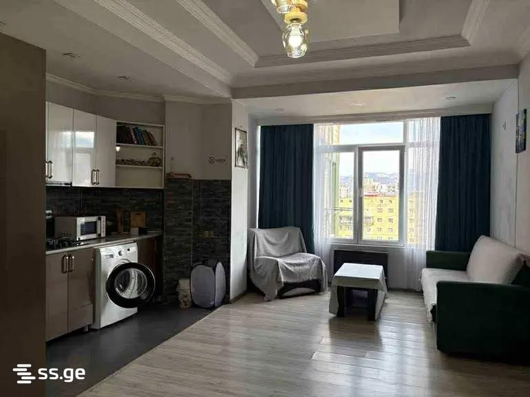 26 May Square - 3 rooms