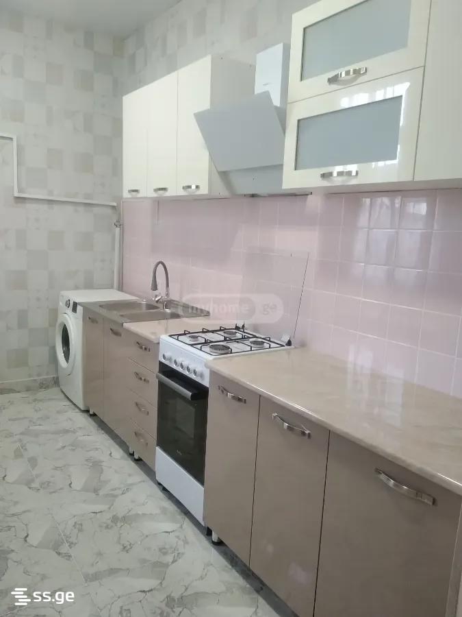 sumbatashvil-iujni st. 42 - 3 rooms