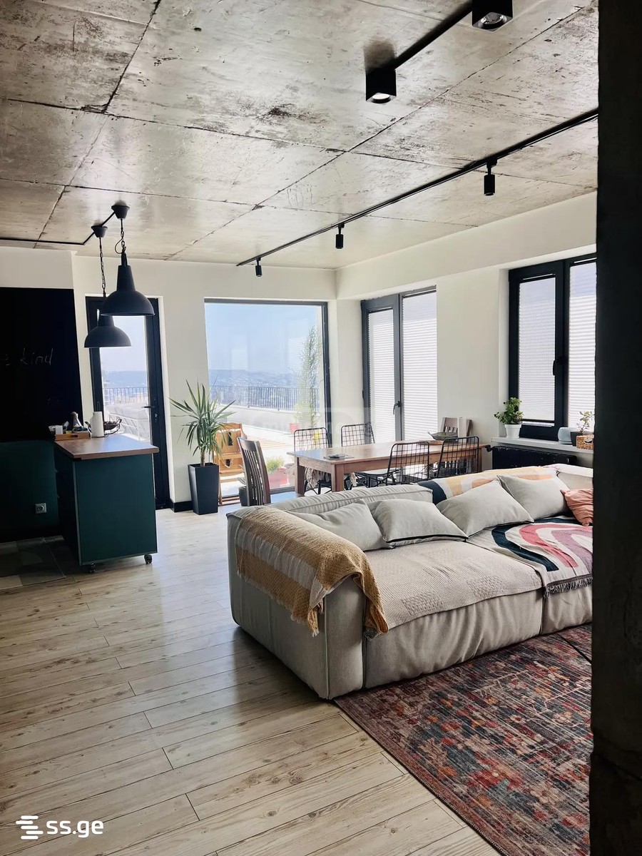 Khomli st. 9 - 3 rooms