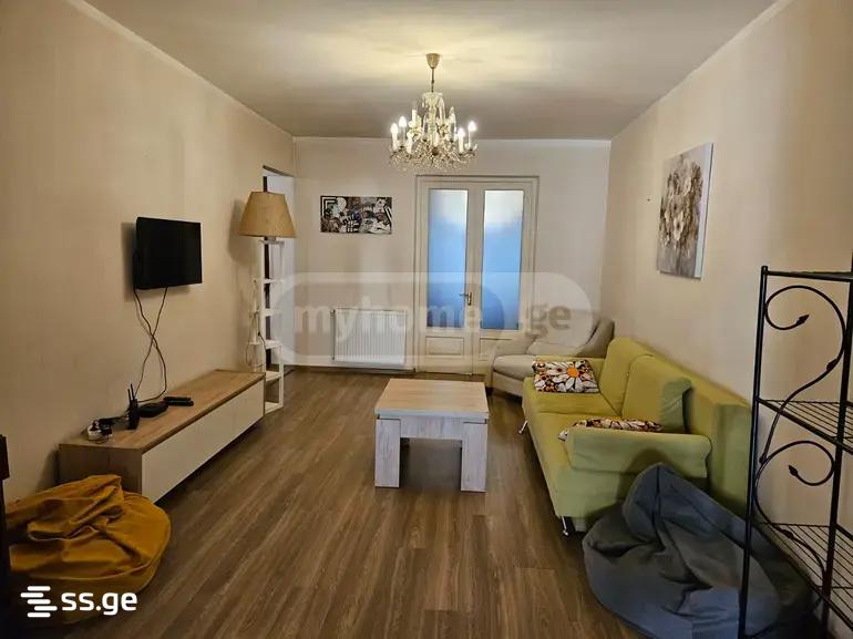 pekini st. 11 - 3 rooms