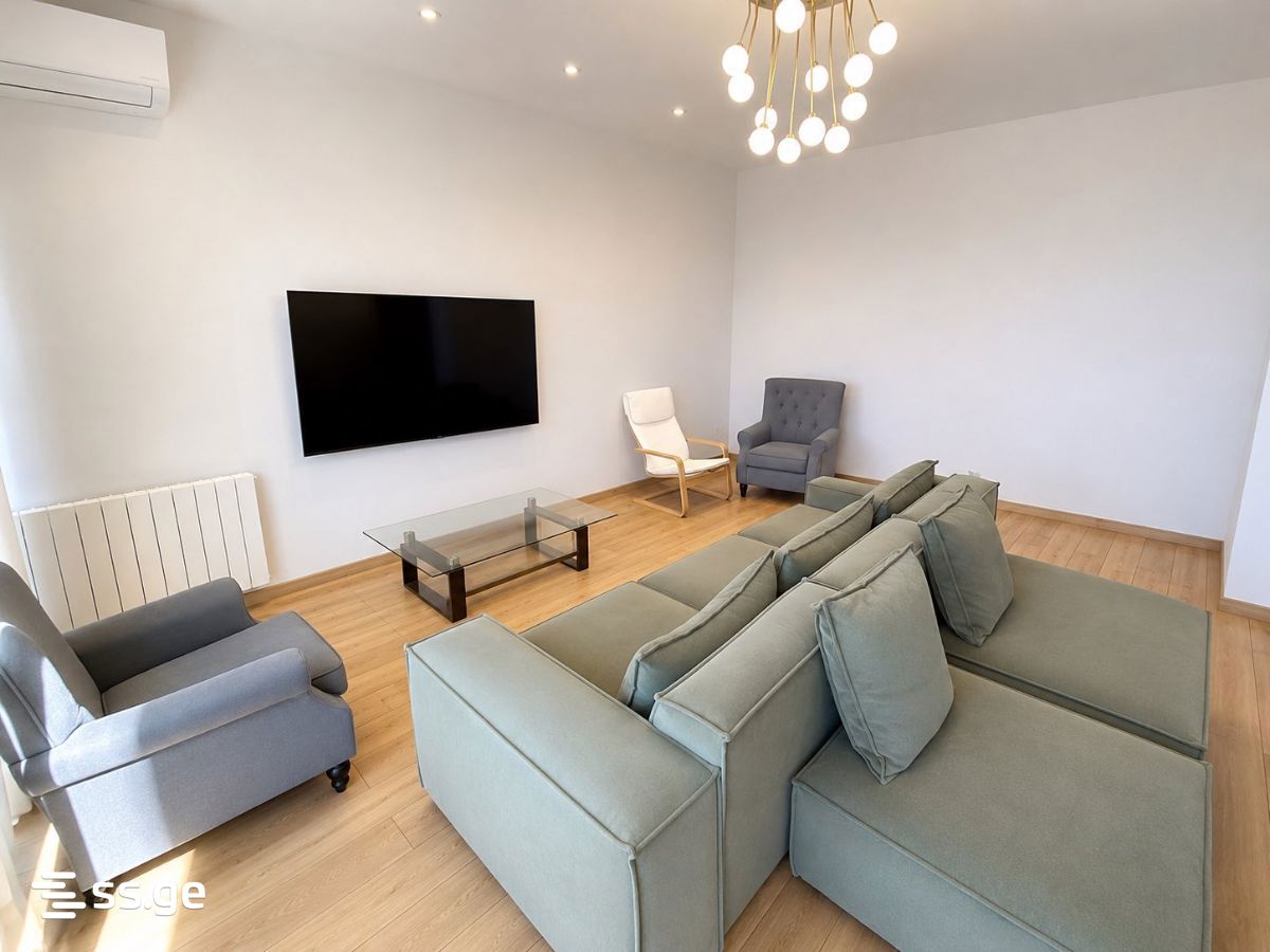 Nekerchkhli st. - 3 rooms