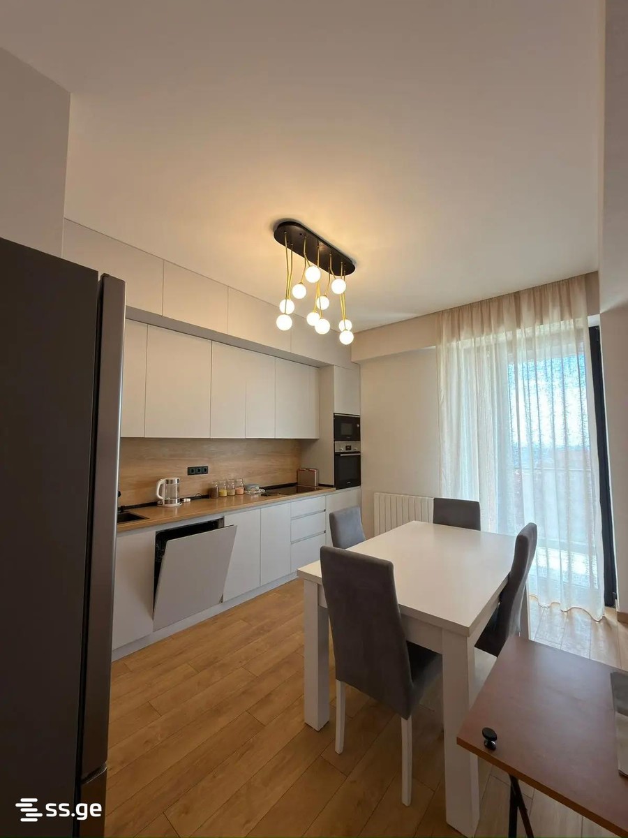 Lisi lake - 3 rooms
