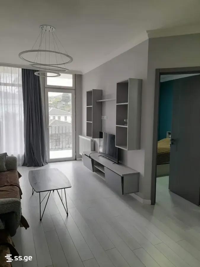 94 - 4 rooms