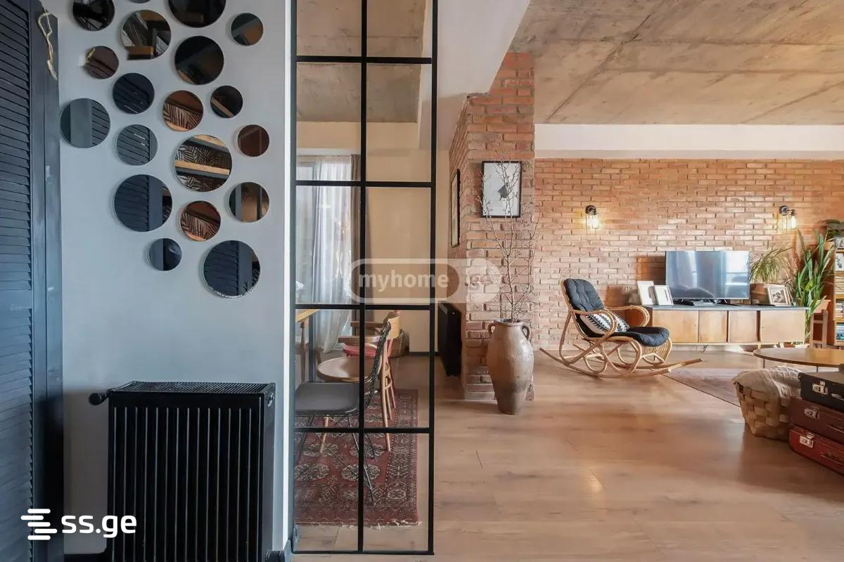 nucubidze st. 179 - 4 rooms