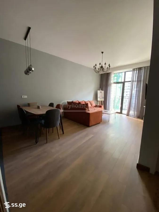 universiteti st. 24 - 2 rooms
