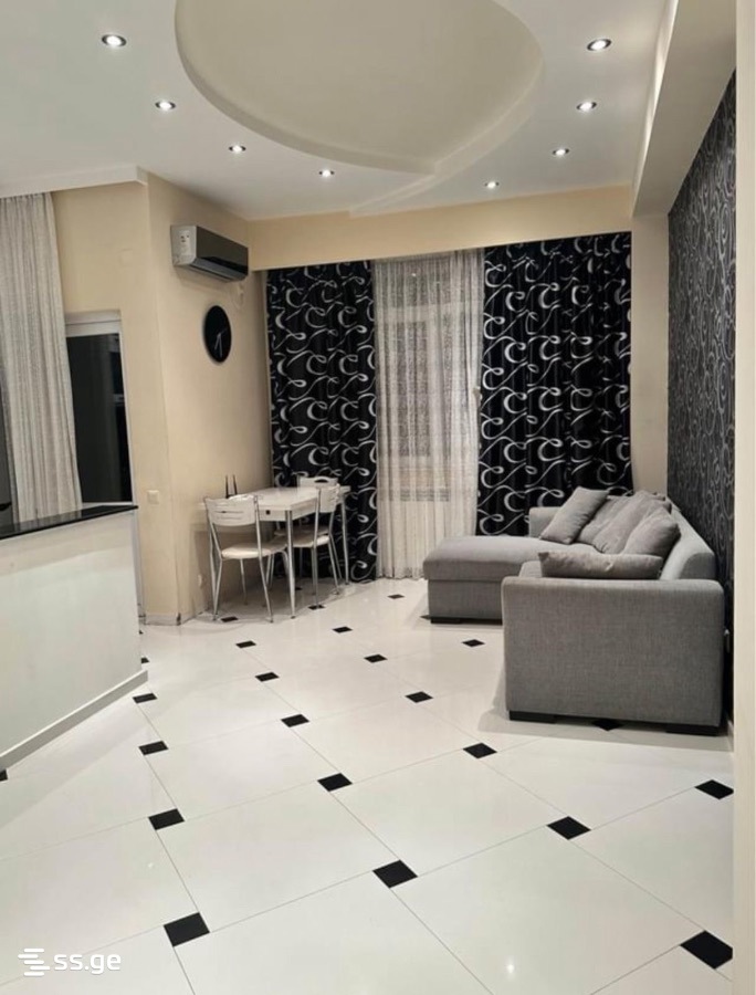 Sh. Inasaridze St. 12 - 3 rooms