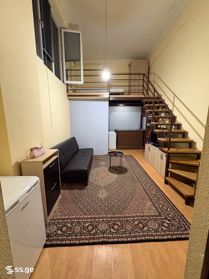 pekini st. 24 - 1 rooms