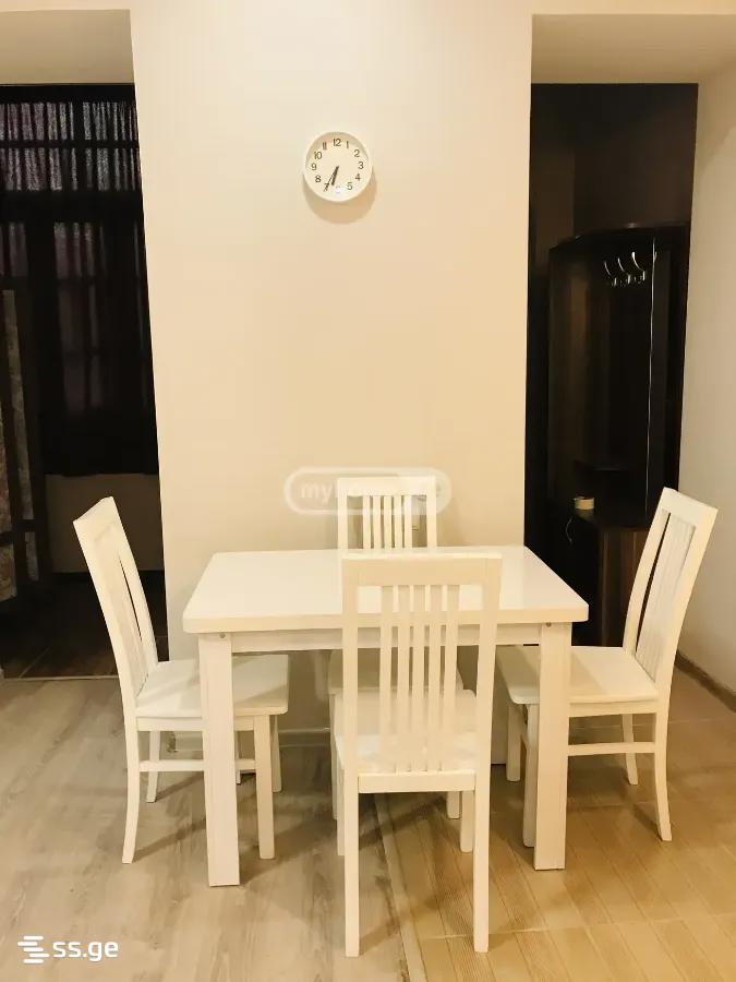 kikodze st. 13 - 1 rooms
