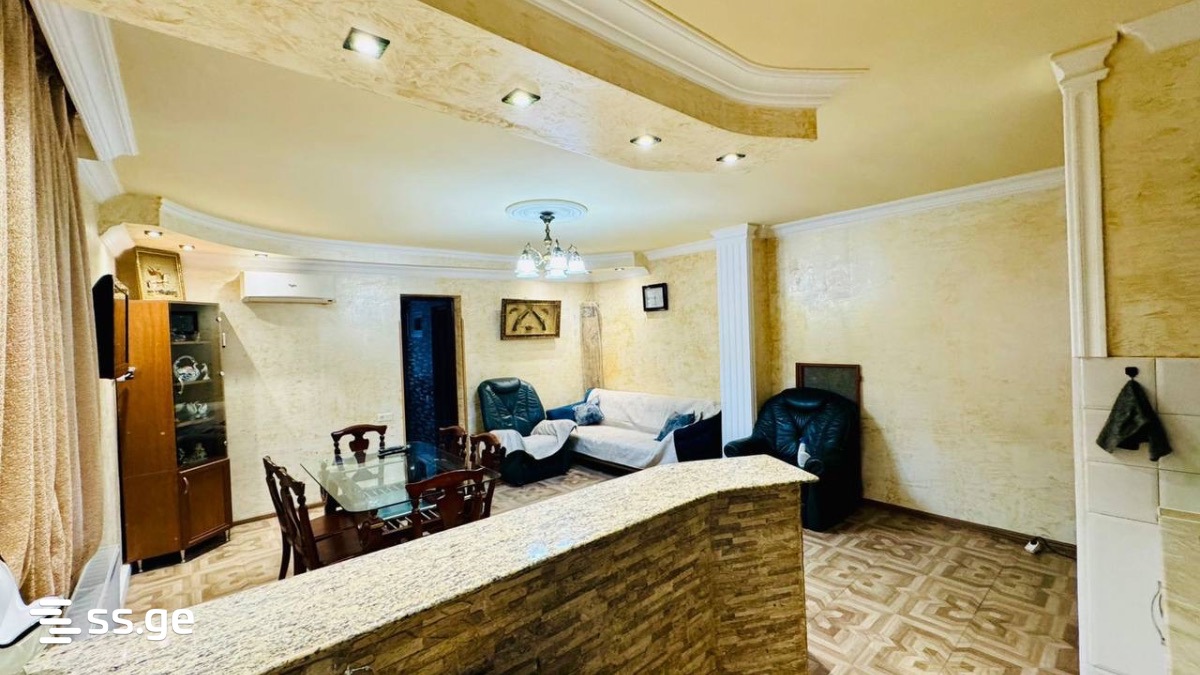 Khimshiashvili st. 33 - 3 rooms