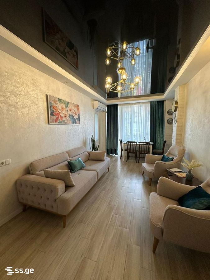 5 - 3 rooms