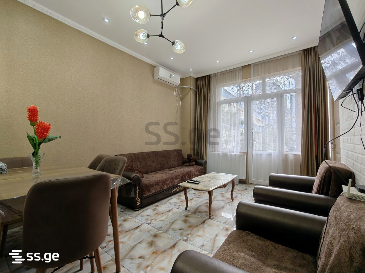 Sh. Inasaridze St. 15 - 2 rooms