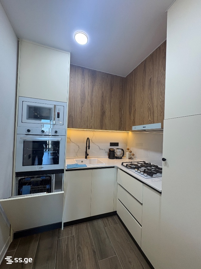 GR. Lortkipanidze st. 24 - 3 rooms