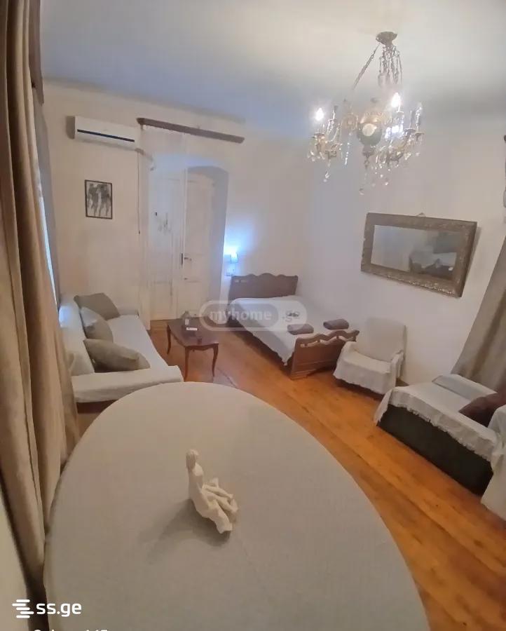 cinamdzgrishvili st. 120 - 1 rooms