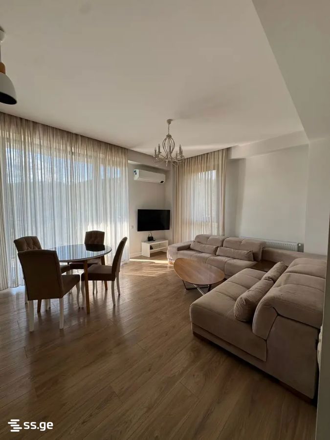 delisi st. 2 - 3 rooms