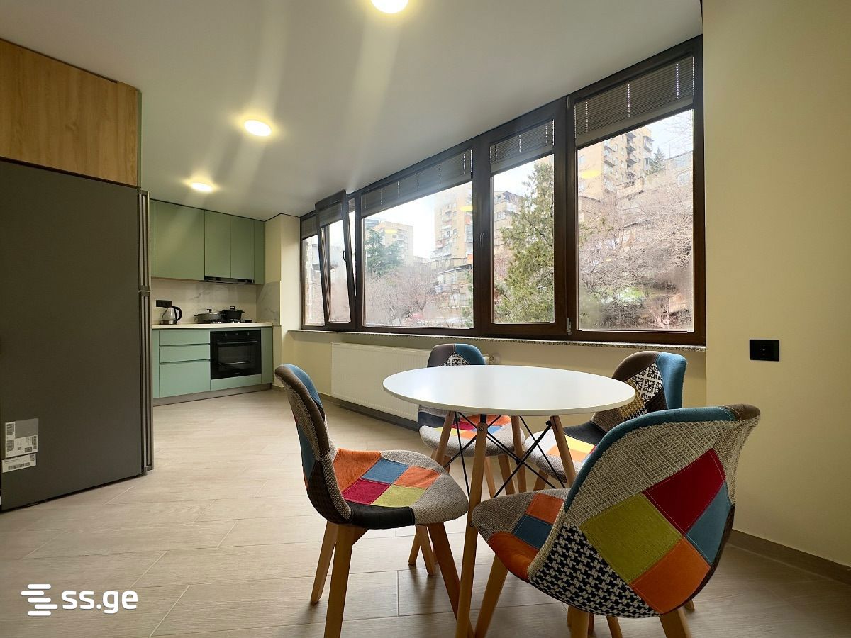 s. cincadze st 77 - 3 rooms